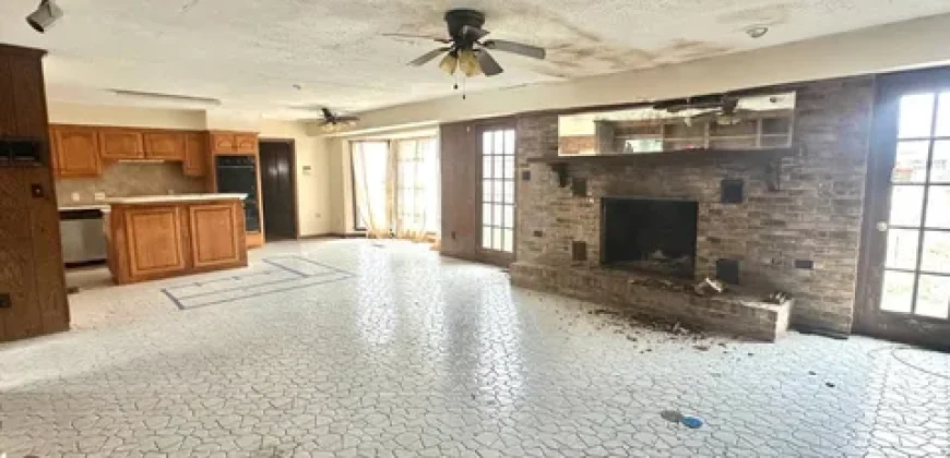 Villa For Sale